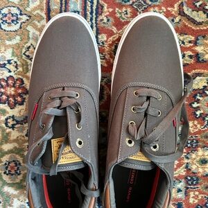Levi's casual canvas sneakers - NEW